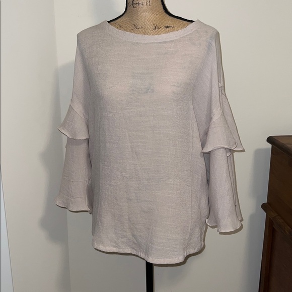 ✨Wishlist Ruffle Sleeve Blouse – Size L - Picture 3 of 8